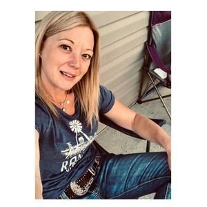 Meet your Posher, Meagan